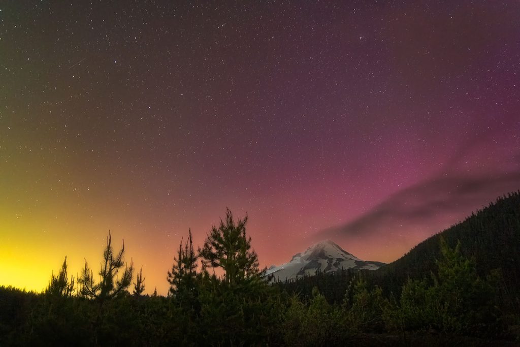 Aurora at Mount Hood Oregon